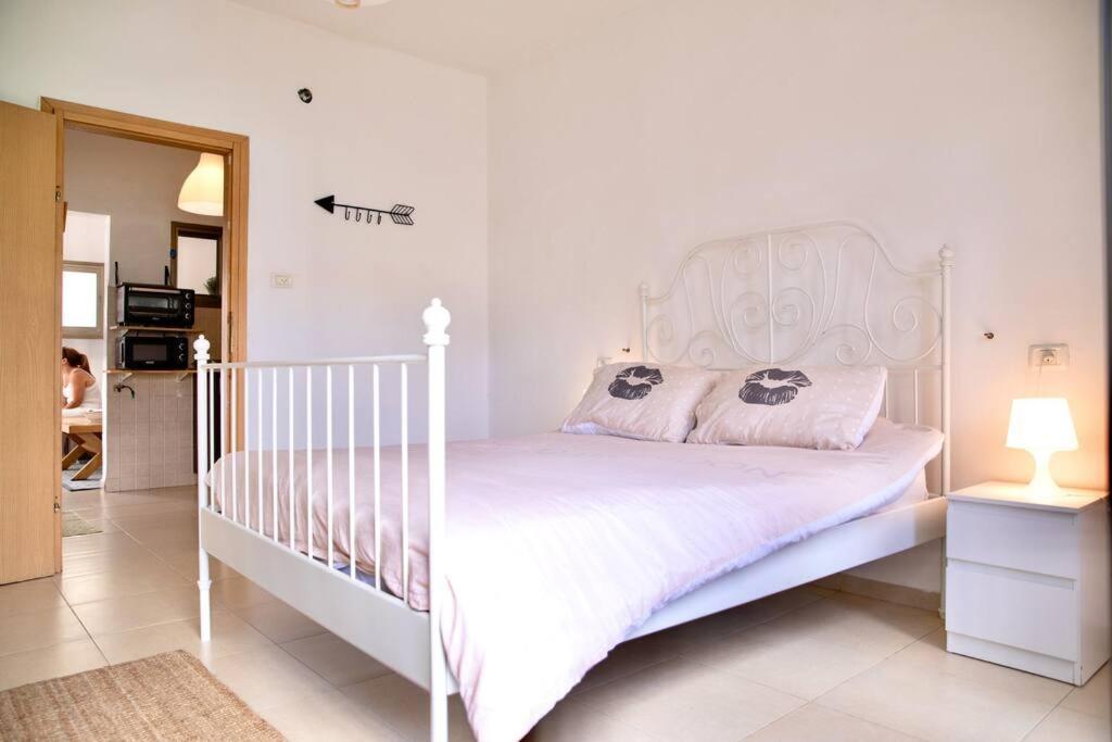 Homey Apartment Near The Beach Hadera Eksteriør bilde